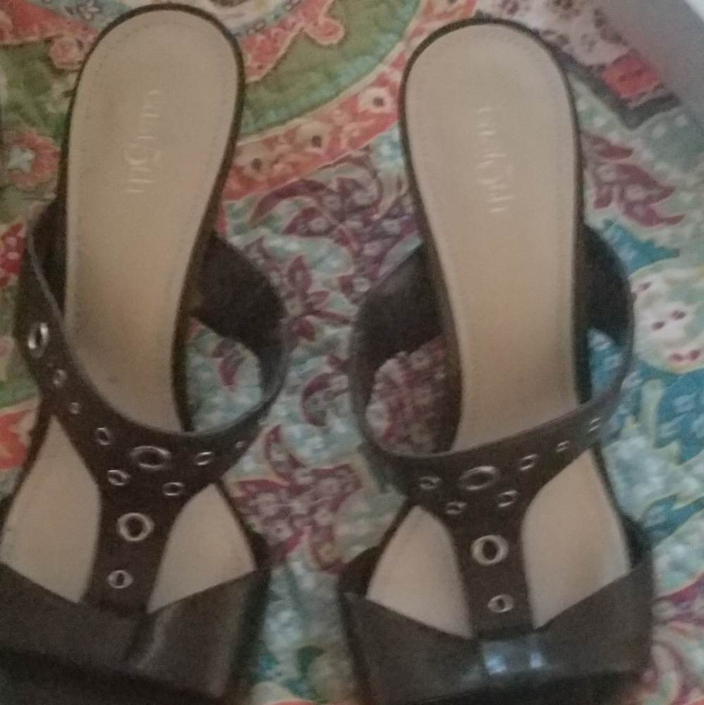 Women dark brown size 9M East 5th